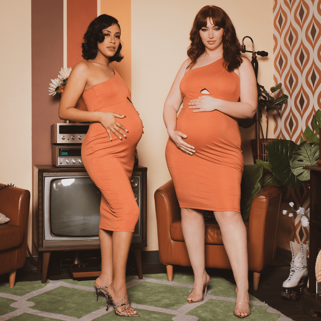 Bump Biddy Dresses Maternity Plus Stretch Nylah Midi Dress - Rust